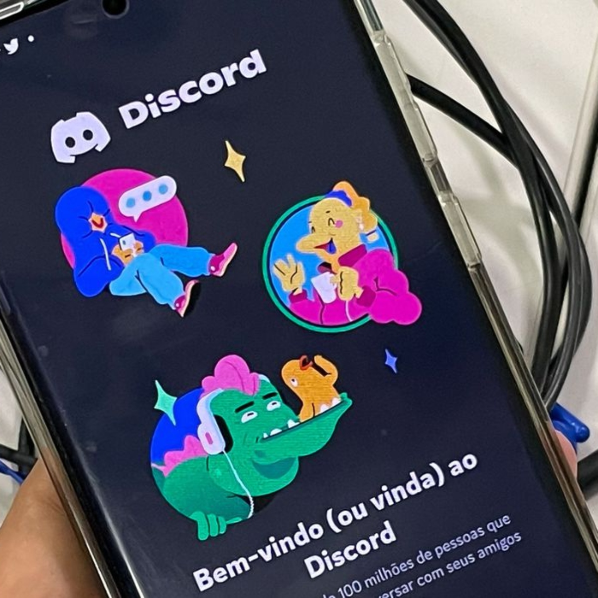  O aplicativo Discord vem sendo alvo de investigações por ter canais com conteúdos que fazem apologia ao nazismo, racismo, pedofilia e exploração sexual. 