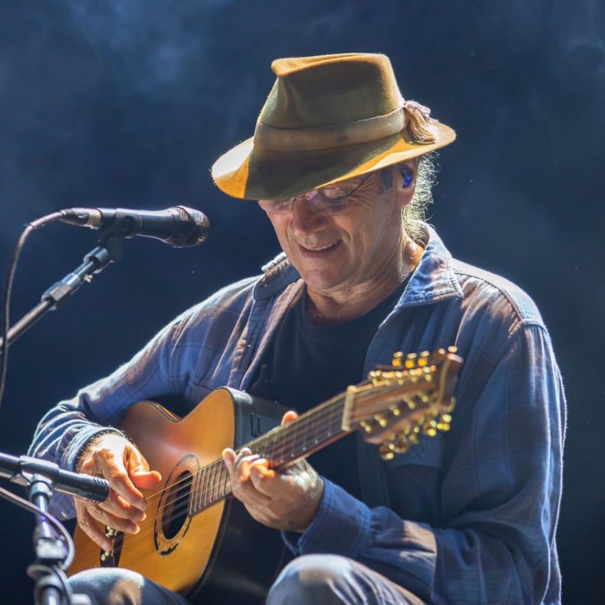  Almir Sater fará seu tradicional show na capital paranaense em 20 de outubro no Teatro Guaíra 