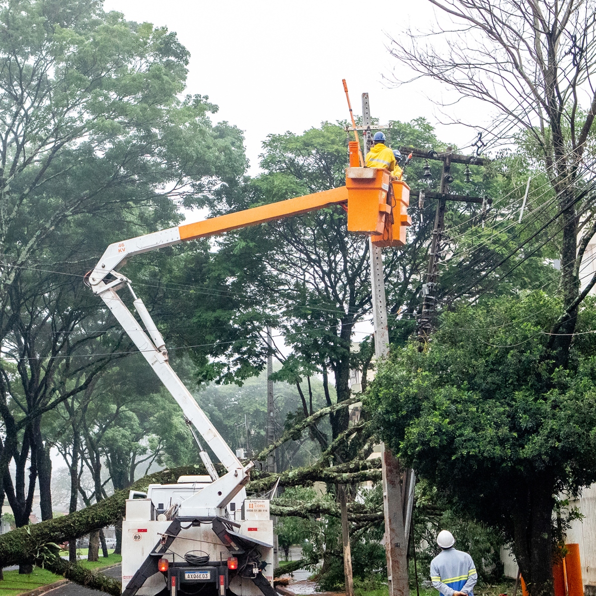  imóveis sem luz no paraná - temporal 