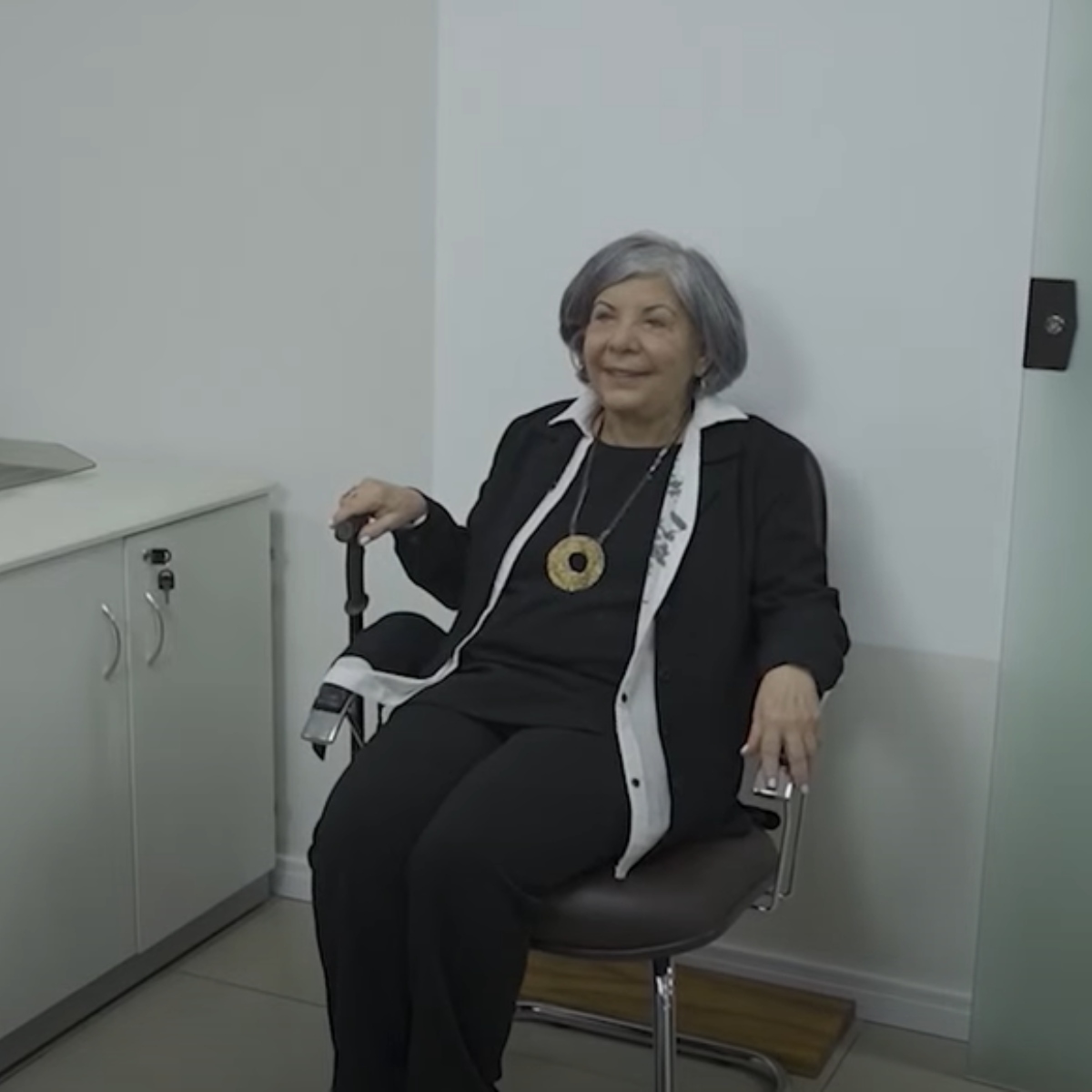  Mulher demitida e perseguida na ditadura é recontratada 46 anos depois, no Paraná 