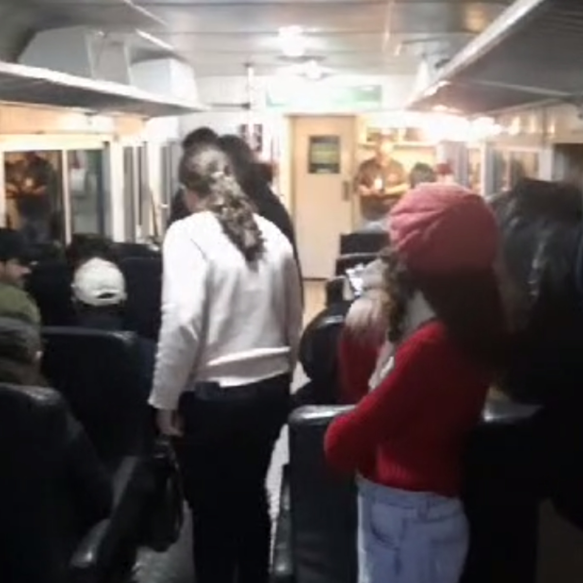  turistas presos em trem na serra do mar 