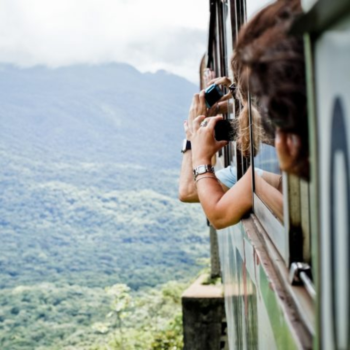  passageiros presos em trem na serra do mar 