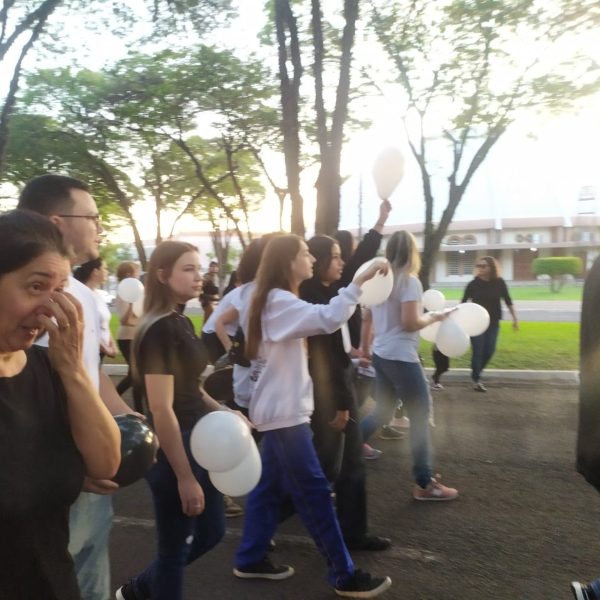 protesto passeata guaíra professor agredido delegado (2)