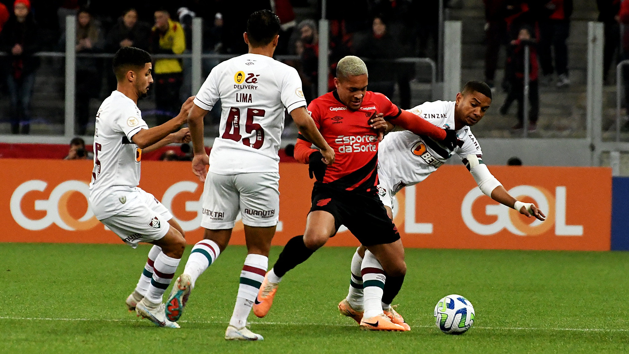  Lance de Athletico x Fluminense, pelo Brasileirão 