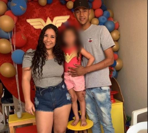  casal morto rotatória 