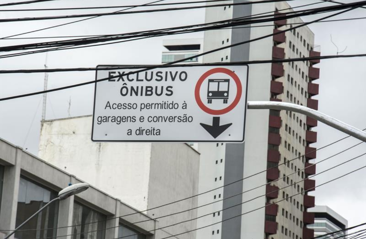 Curitiba terá duas corridas no domingo (27); veja os desvios de trânsito -  RIC Mais