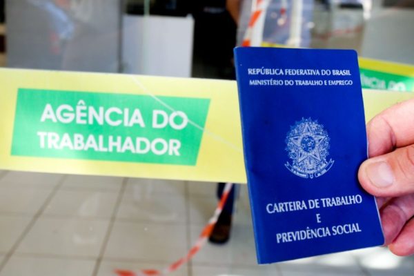 905 vagas de emprego estão disponíveis na Agência do Trabalhador, em Maringá