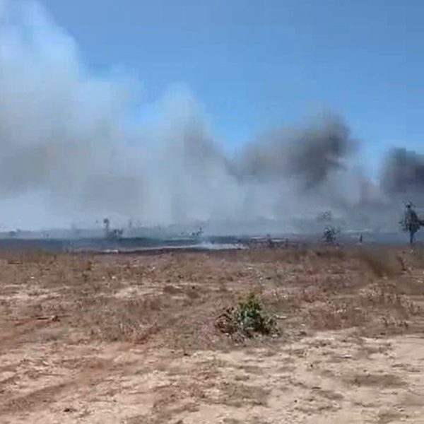 VÍDEO: Helicóptero da marinha cai e mata dois militares; outros 6 estão feridos