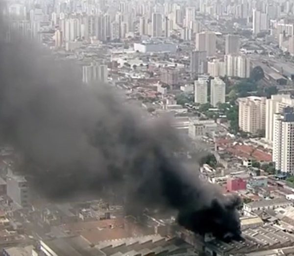 incendio-predio-comercial