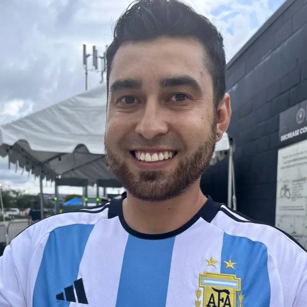 Homem demitido Messi