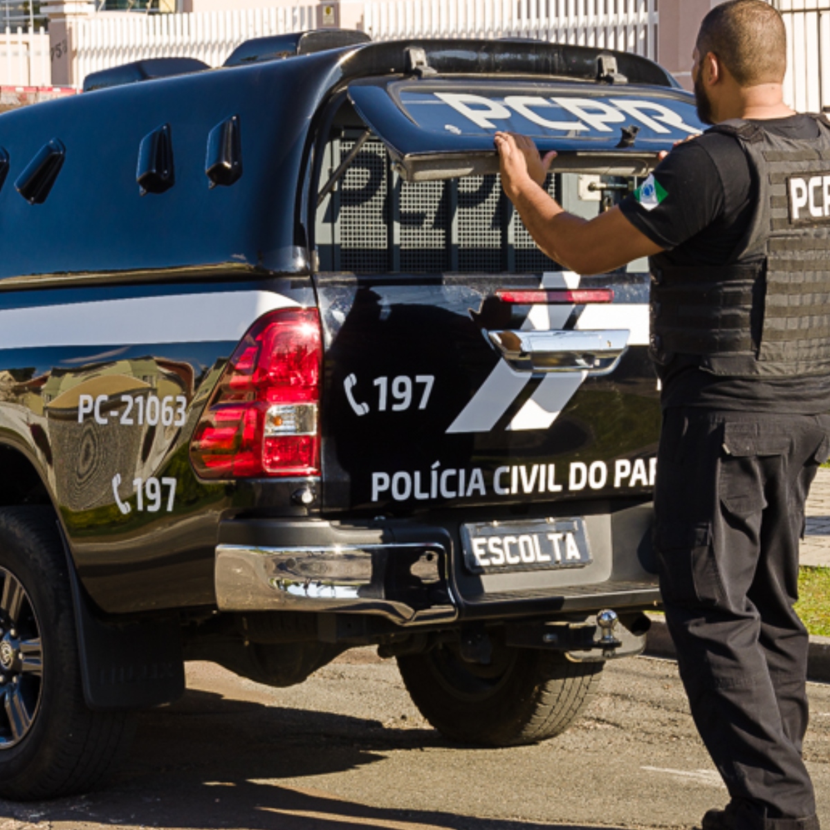  homem torturado e morto em churrasco na sua casa - orleans - curitiba 