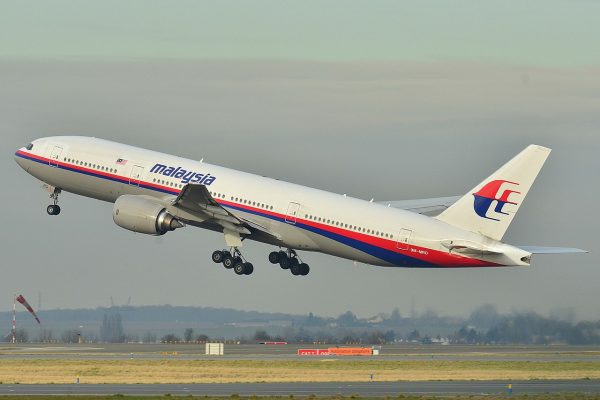 O que aconteceu com destroços do voo MH-370 da Malaysia Airlines?