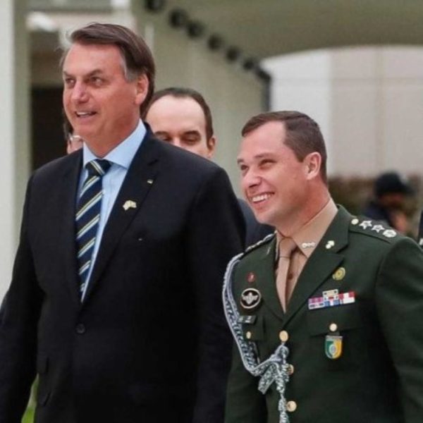 cid ao lado de bolsonaro