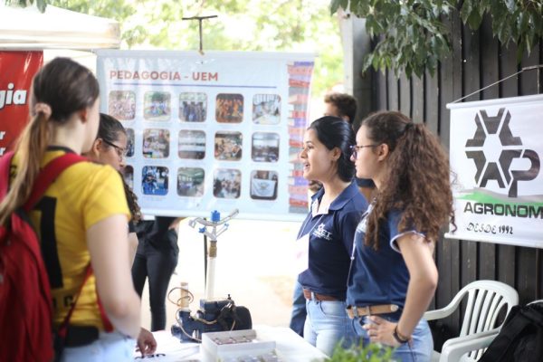 alunos poderão conhecer profissões na mostra em maringá