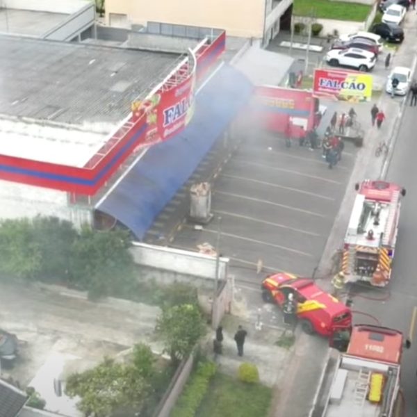 incendio supermercado pinhais