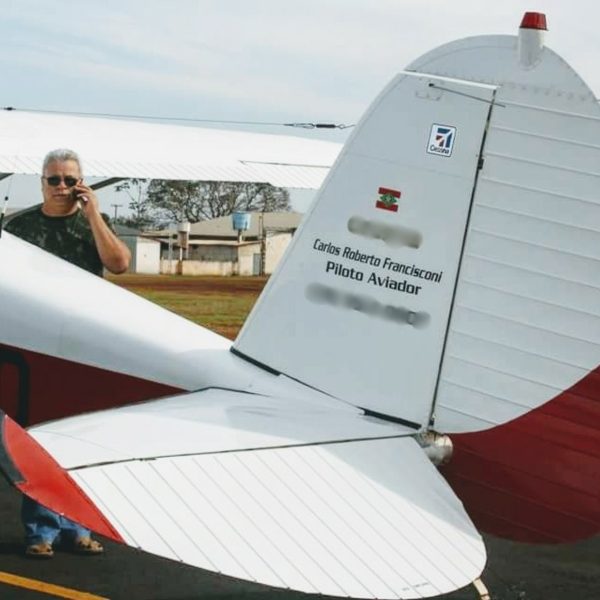 Piloto avião Paraná