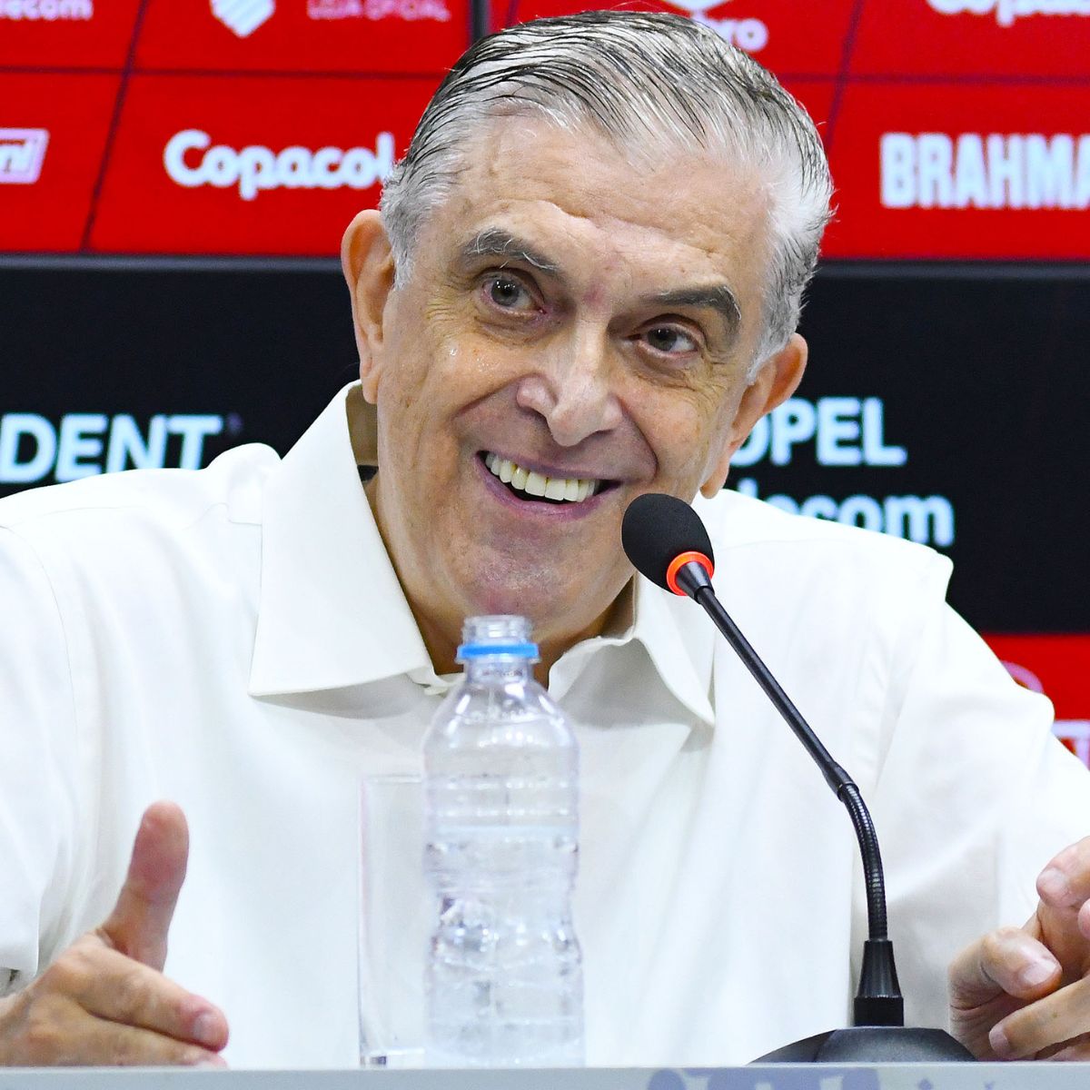  Presidente Mario Celso Petraglia do Athletico 