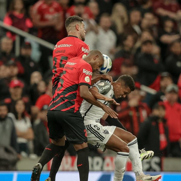 Athletico e Atlético-MG na Arena da Baixada