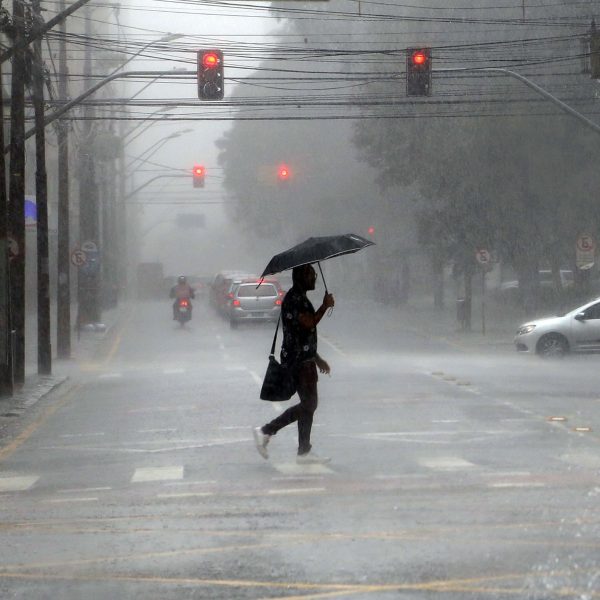 Chuvas, temporal no Paraná