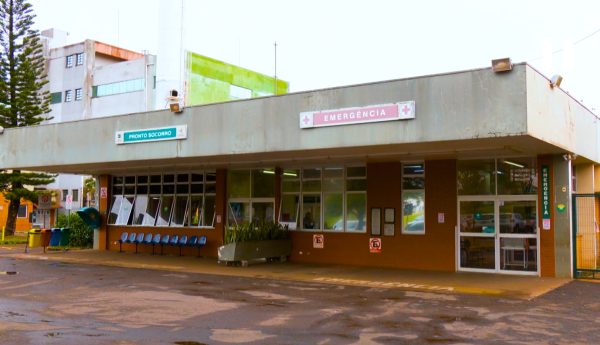 emergência hospital universitário de Maringá