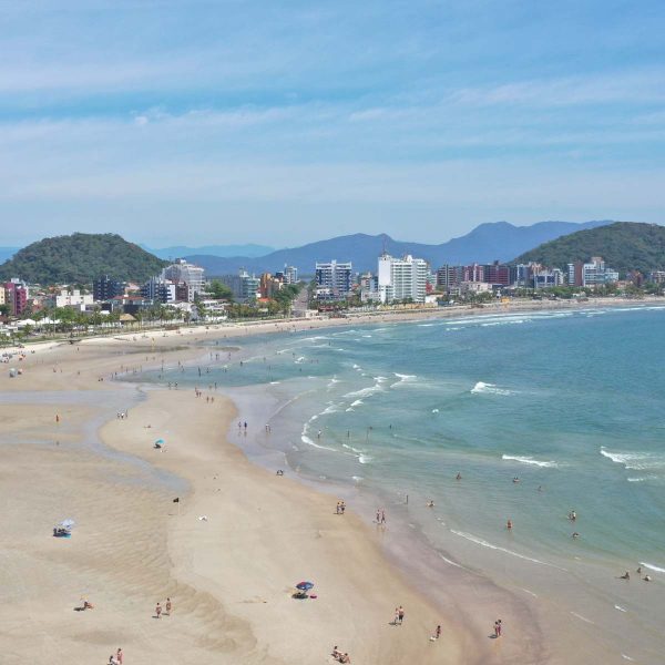 praia guaratuba