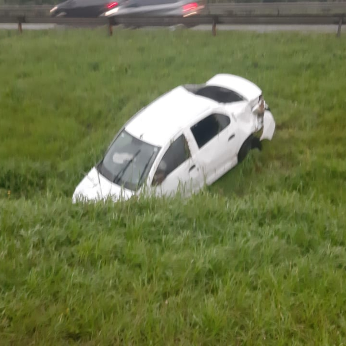 Acidente na BR-277 em Campo Largo, deixa uma pessoa morta e outra ferida  pista está interditada - Paraná Urgente