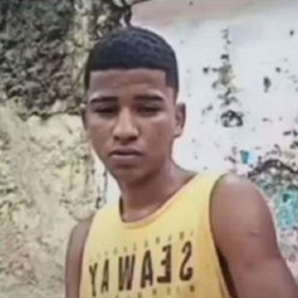  Namorada mata adolescente a facadas após se negar a dar senha das redes sociais 