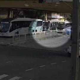 Câmera flagra atropelamento por ônibus que matou homem em Maringá; veja