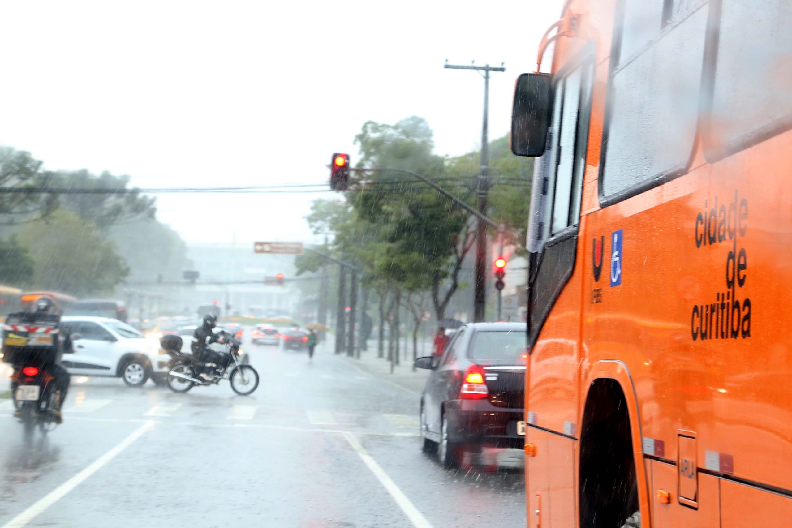  Temporal no Paraná 