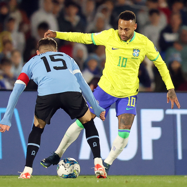 Neymar em Uruguai x Brasil
