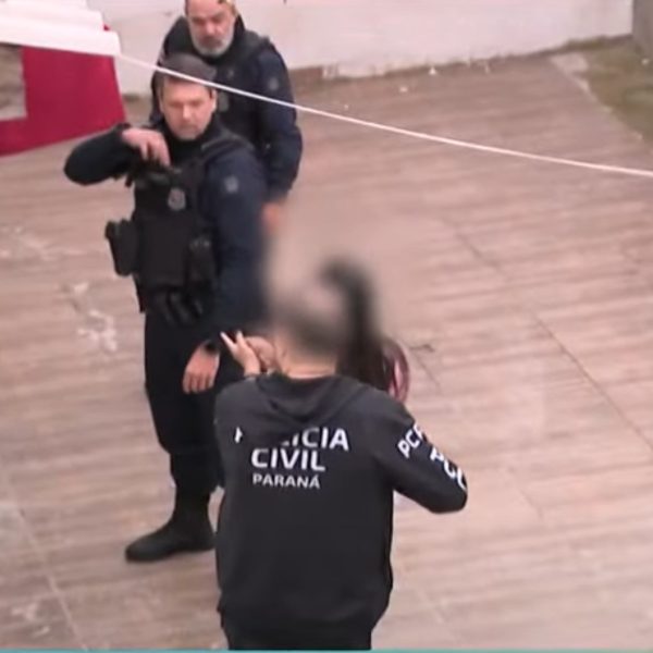 Policia encontra dinamite