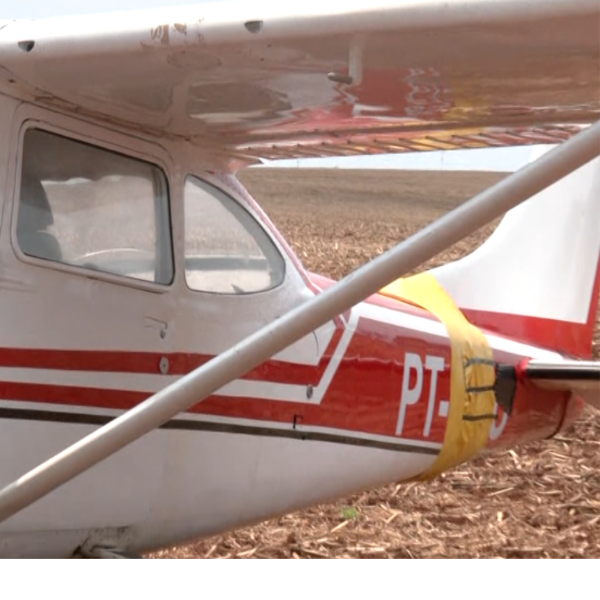 avião pane mecânica