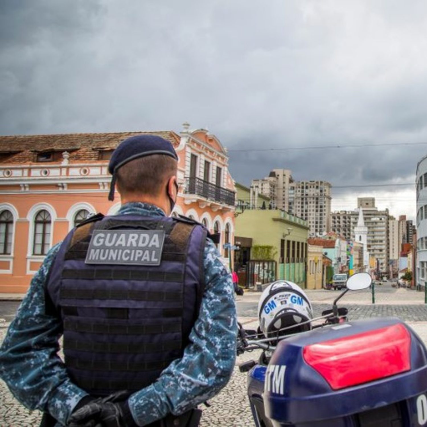  violência guarda municipal de curitiba 