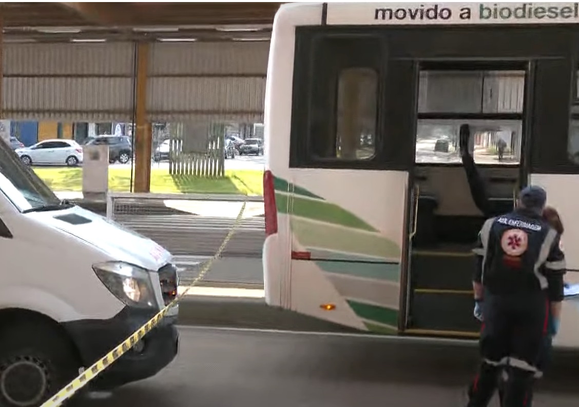  Homem morre atropelado por ônibus do transporte coletivo em Maringá 5 