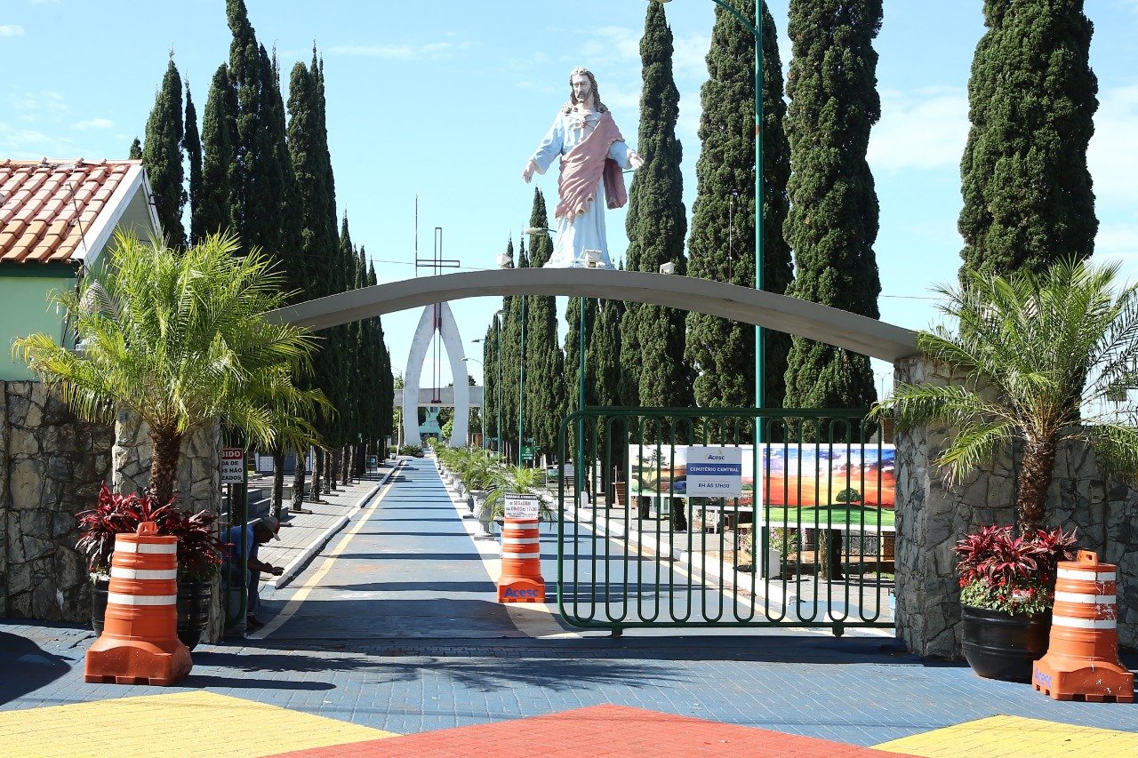  Confira a Programação das Novenas de Finados em Cascavel 