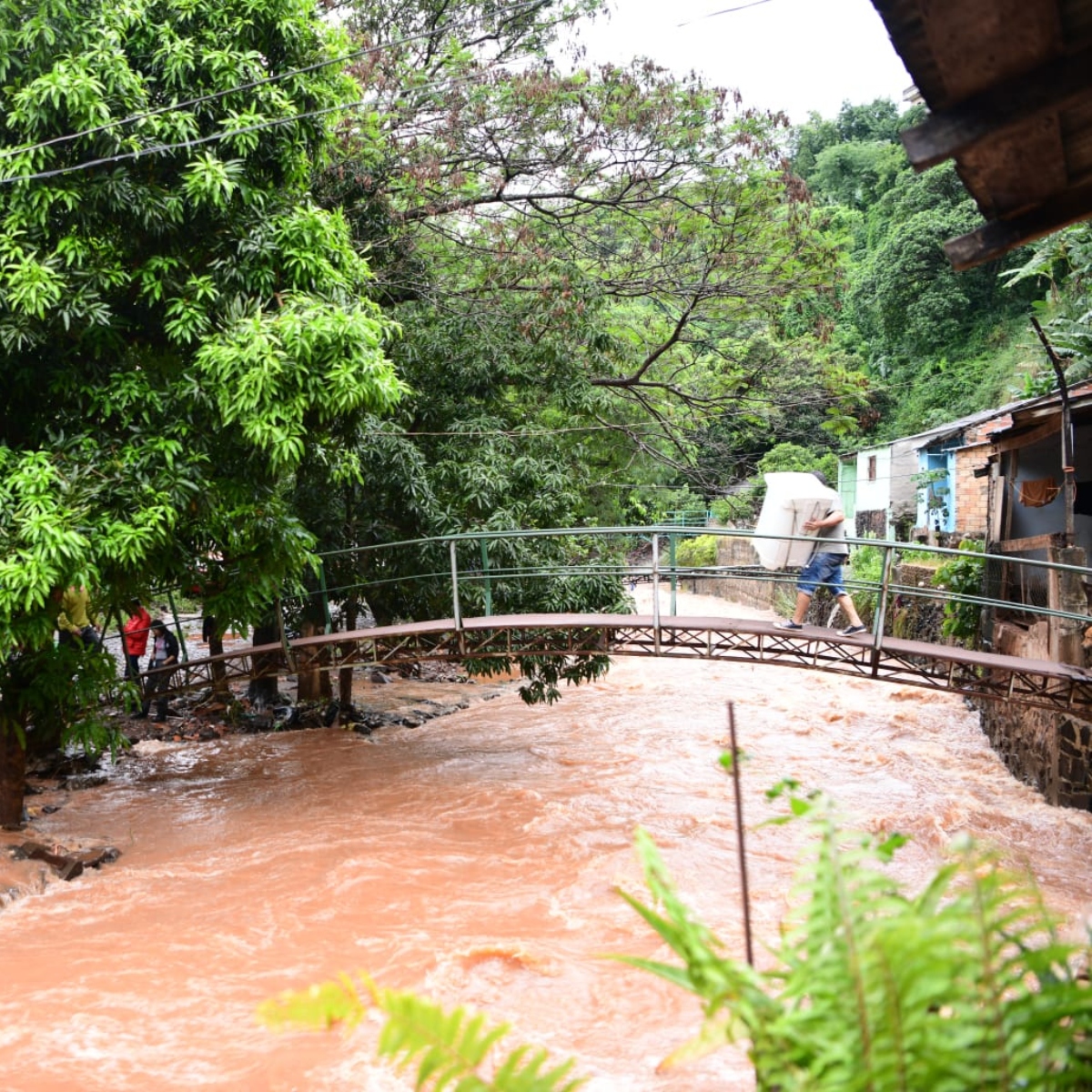  enchente em Foz do Iguaçu e cidades fronteiriças 