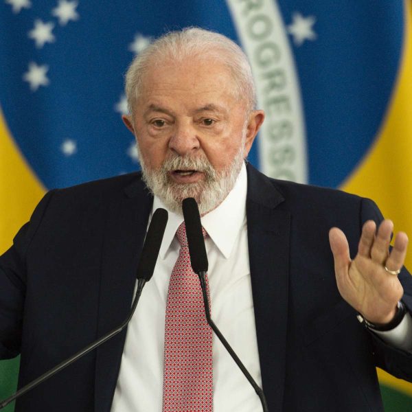 Lula trabalhar Planalto