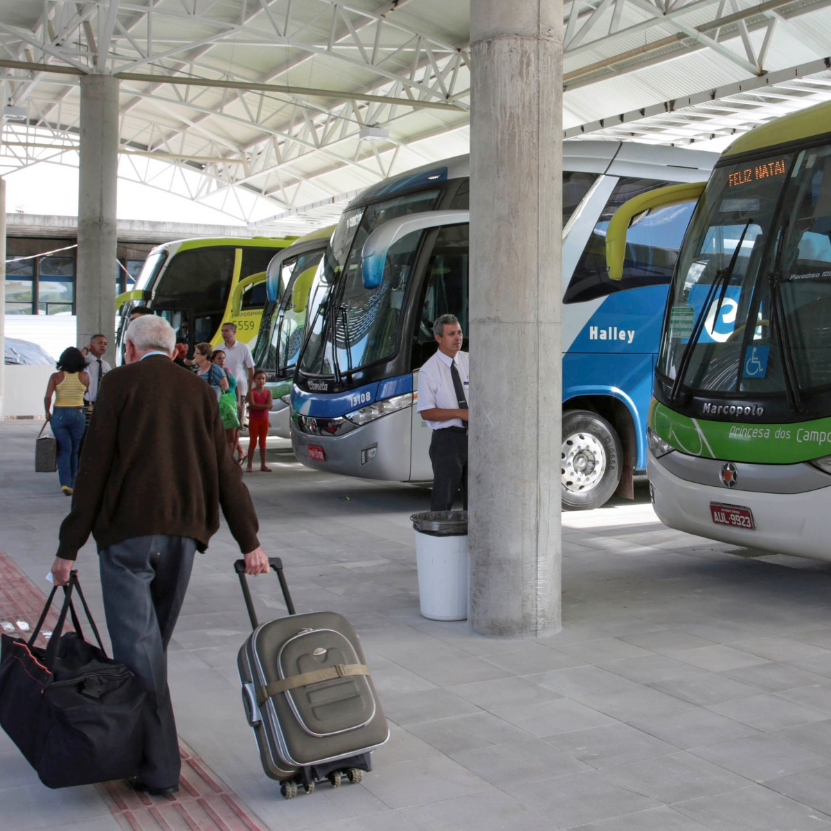  embarques desembarques rodoviária curitiba 