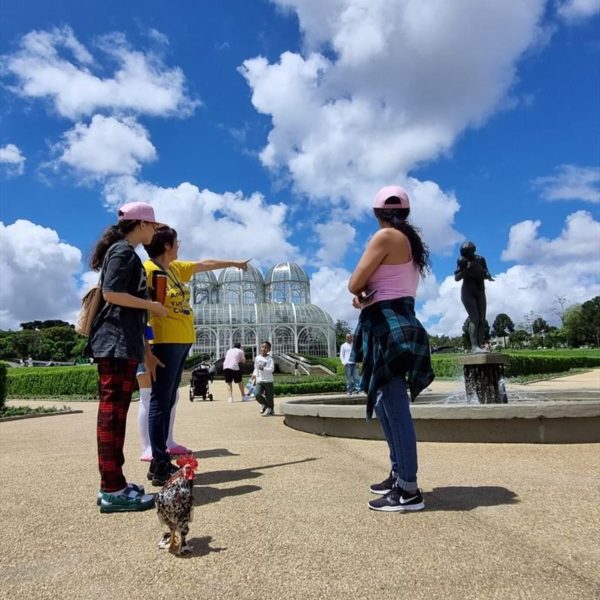 passeio menina aymee e galo paçoca