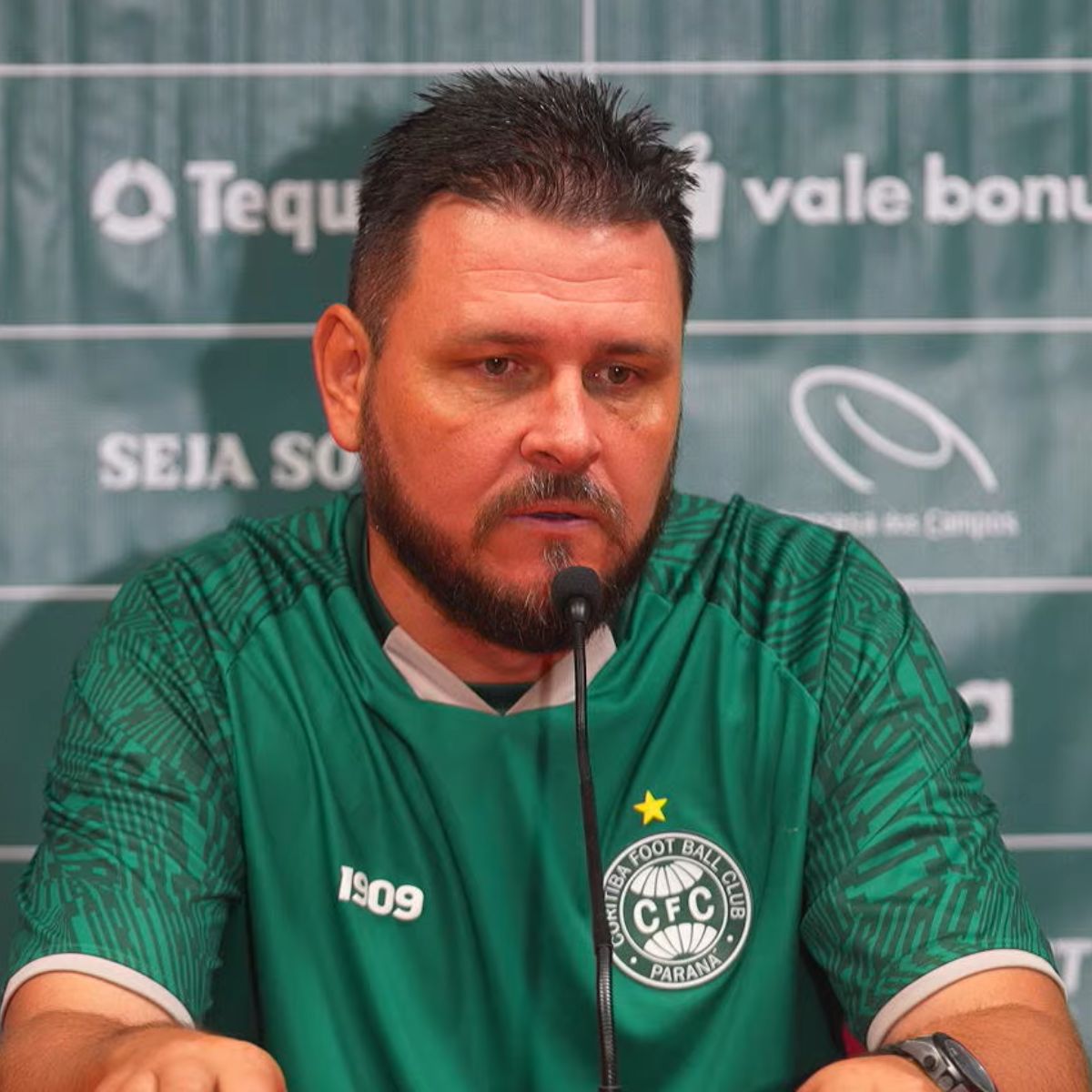  Thiago Kosloski, técnico do Coritiba 