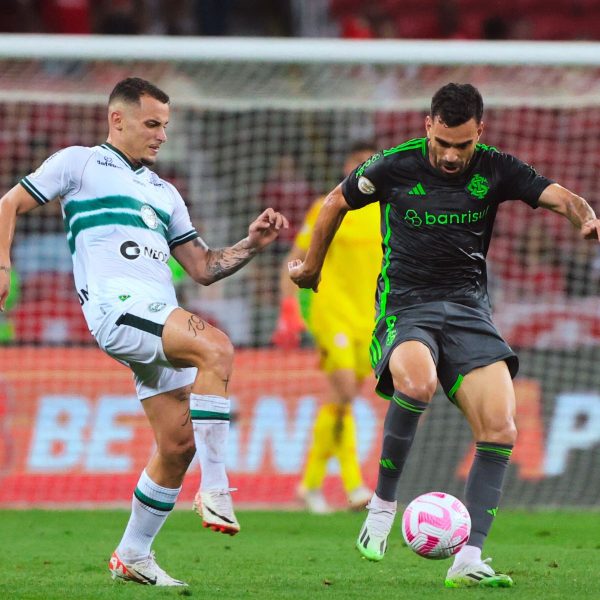 Coritiba Futebol Clube - Jogo entre Coritiba e Bahia, no estádio