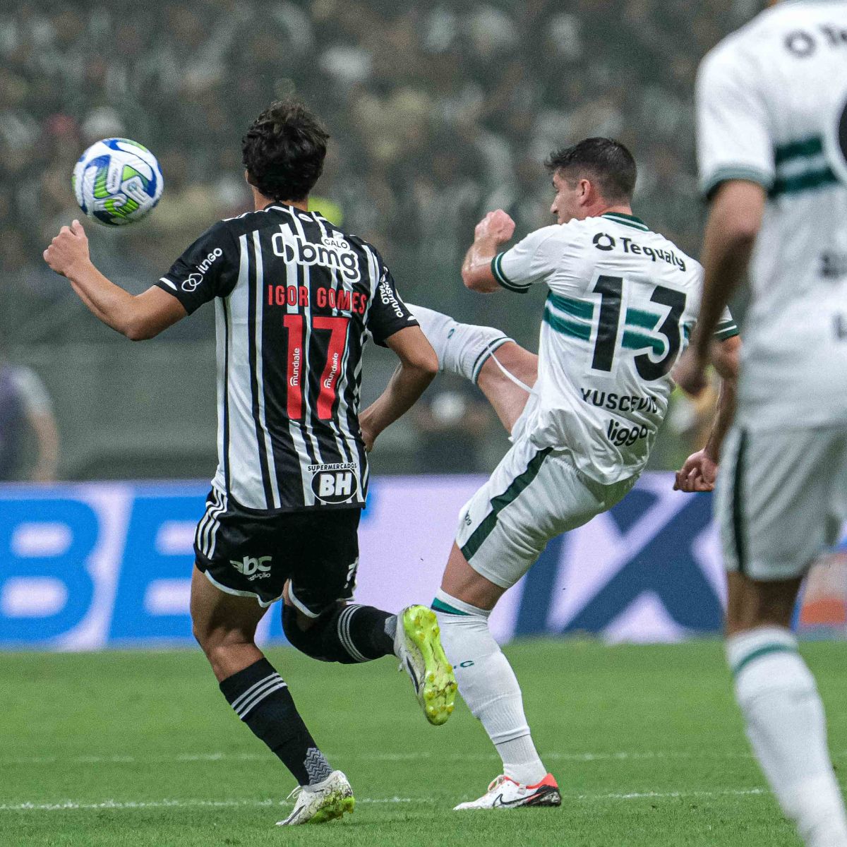  Kuscevic em Atlético-MG x Coritiba 