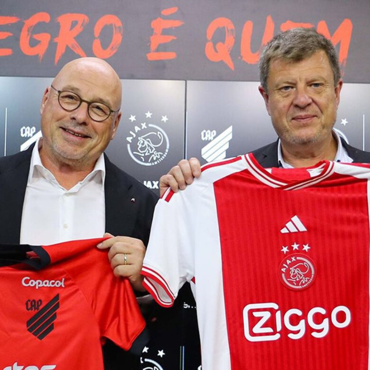  Diretores de Ajax e Athletico 
