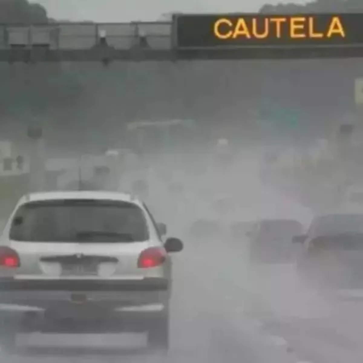  Temporal no Paraná 