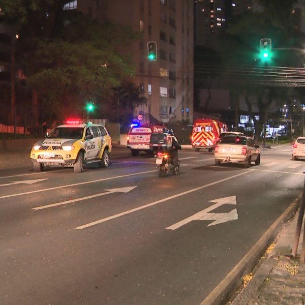 acidente motorista fugiu água verde