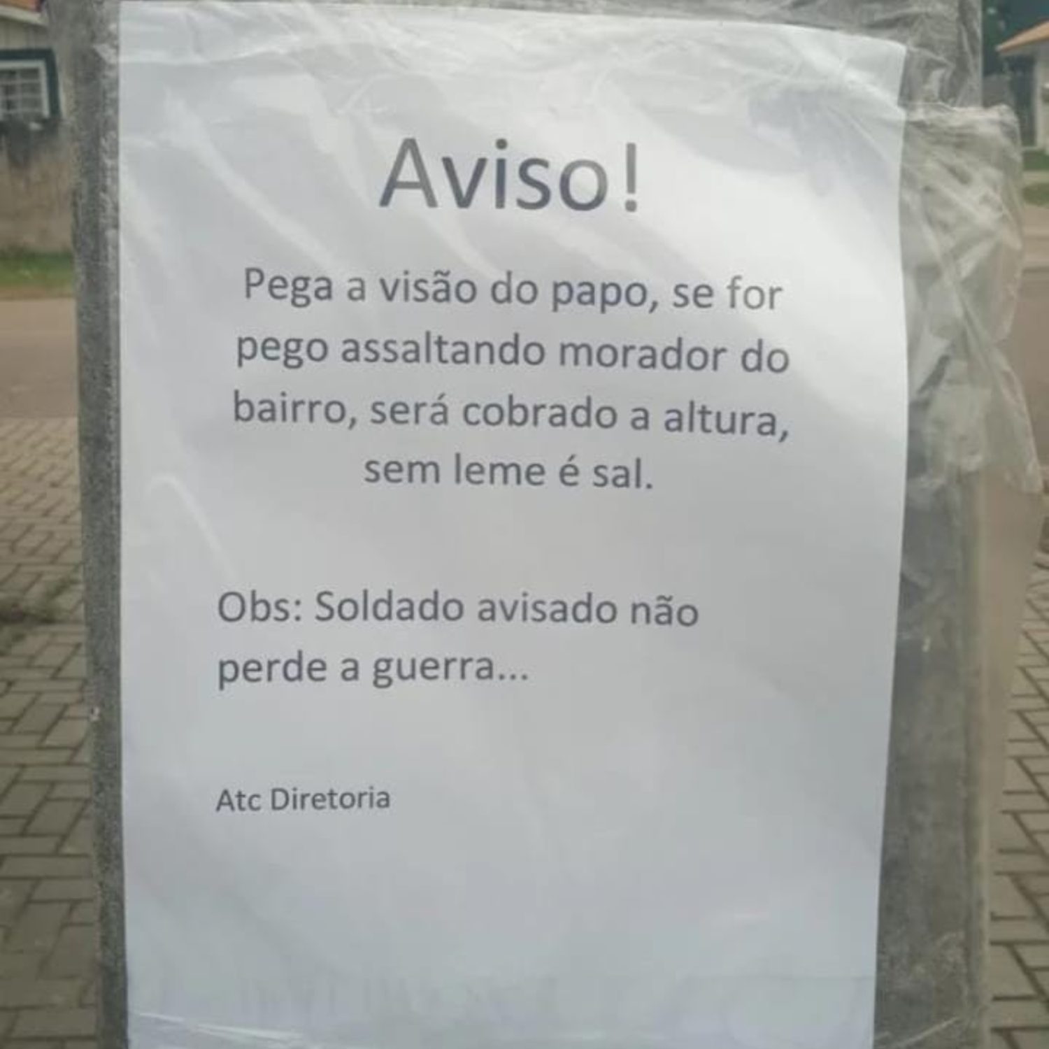  cartaz em FazendaRio Grande - alerta aos assaltantes 