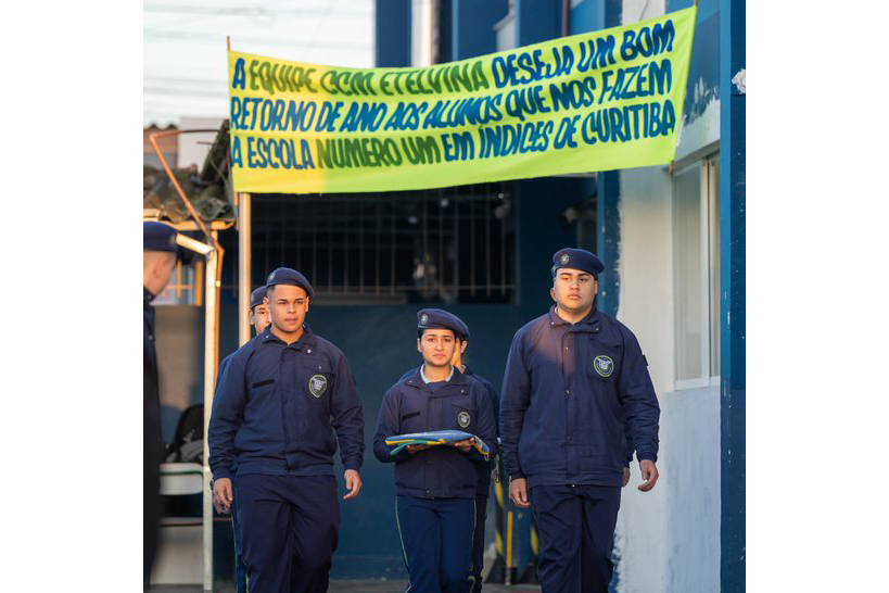  Consulta colégios cívico-militares 