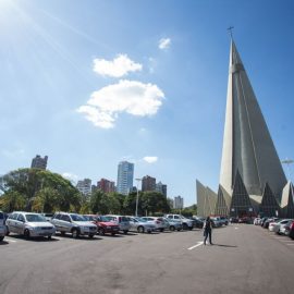 Estacionamento interno da Praça da Catedral é interditado até janeiro