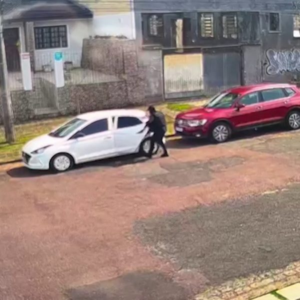 Assalto em loja de carros, bairro Seminário, em Curitiba