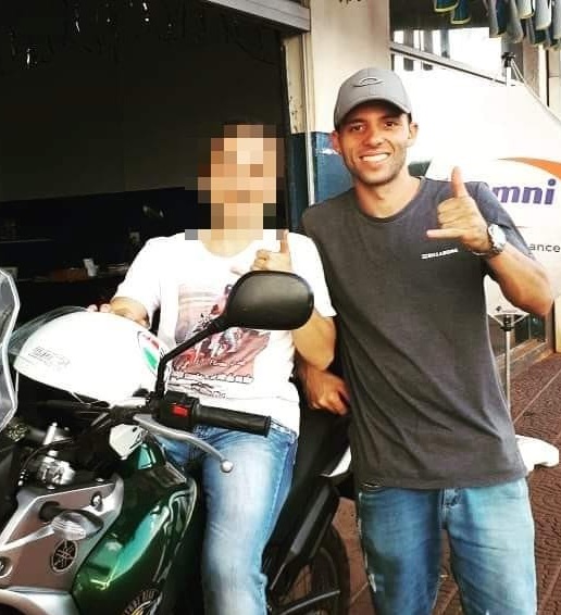 Homem morre após ser esfaqueado no peito pela própria irmã no Paraná 2